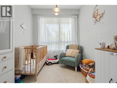 2651 LIBRARY Lane | North Vancouver British Columbia | Slide Image Twelve