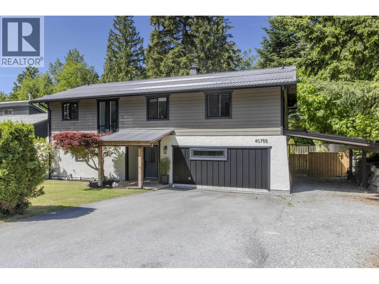 40755 THUNDERBIRD Ridge, Squamish, British Columbia V0N 1T0