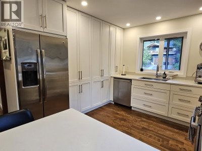 40755 THUNDERBIRD Ridge | Squamish British Columbia | Slide Image Six