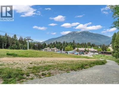 4800 SPEARHEAD Drive | Whistler British Columbia | Slide Image Twenty-nine