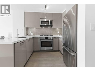 10177 RIVER Drive | Richmond British Columbia | Slide Image Six
