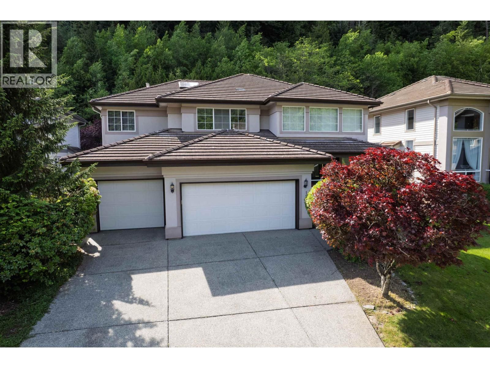 1722 SUGARPINE Court, Coquitlam, British Columbia V3E 3E4