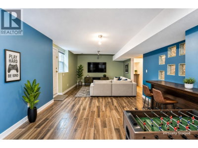 1722 SUGARPINE Court | Coquitlam British Columbia | Slide Image Eighteen