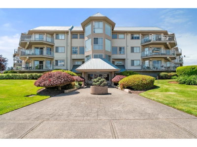 7685 AMBER Drive | Chilliwack British Columbia | Slide Image One