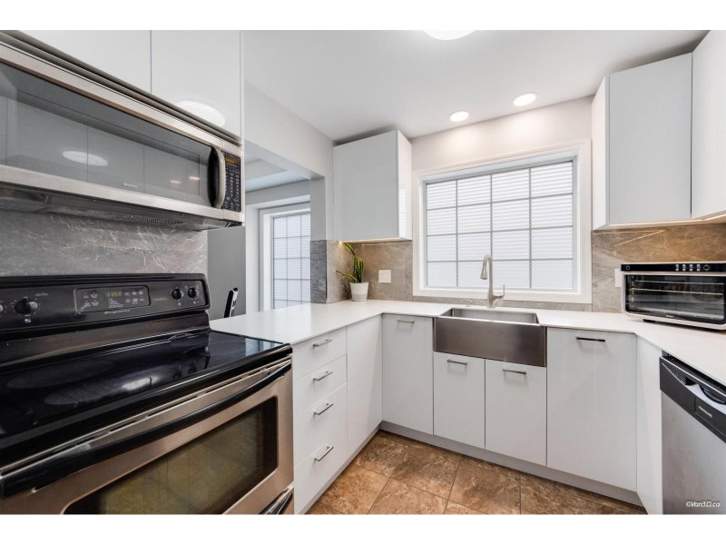 9437 HAZEL Street Chilliwack British Columbia, V2P 5M9 - 2 Bedrooms Condo For Sale