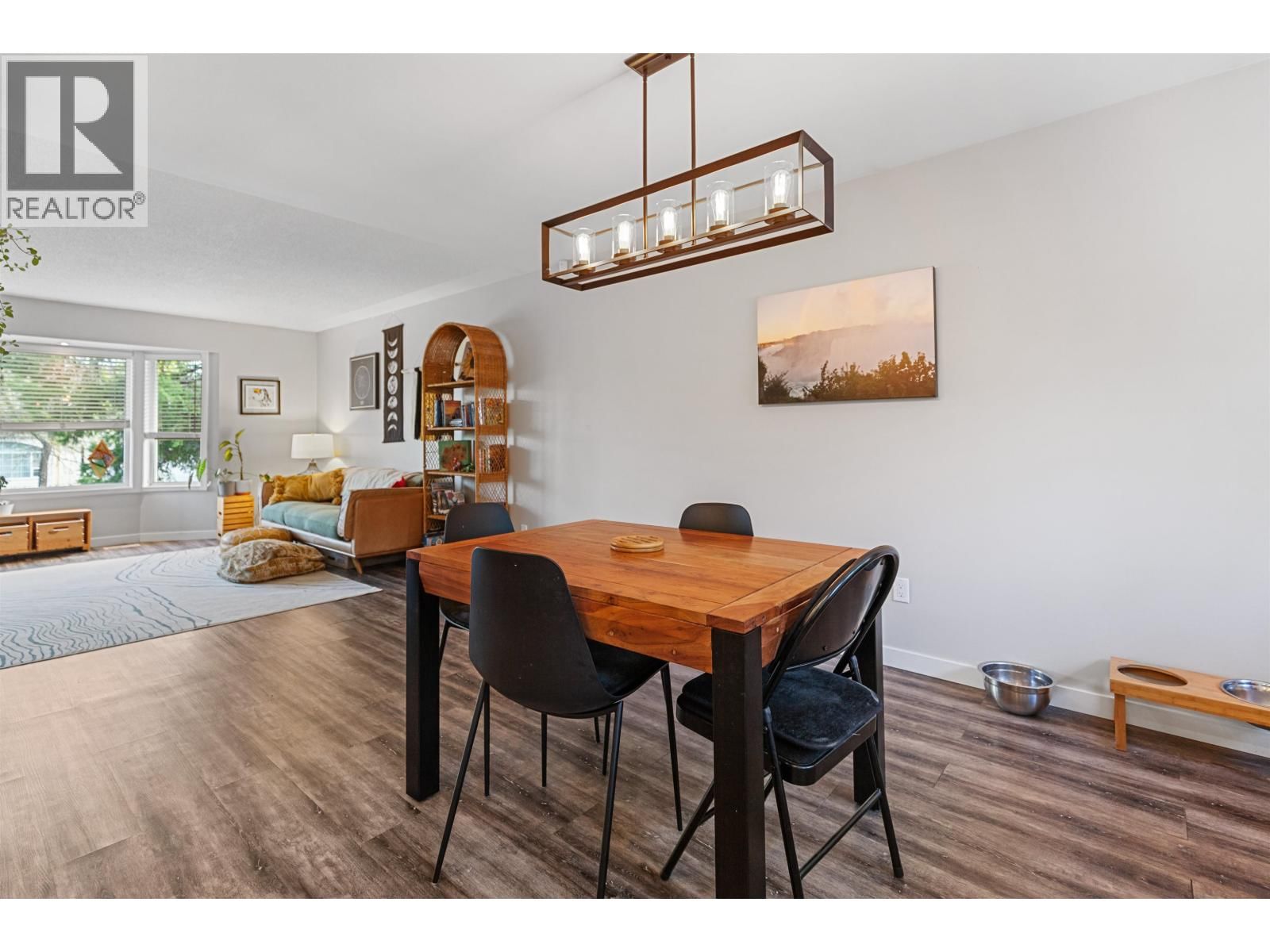 8264 ST JOHN CRESCENT Image 15