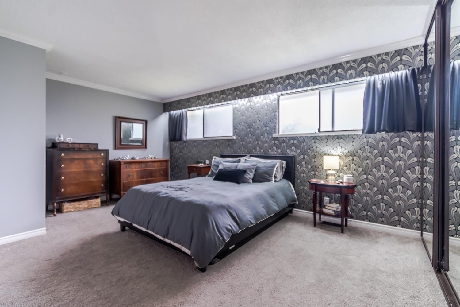 19746 49 AVENUE Image 27