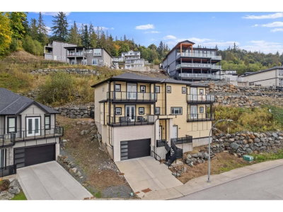 8204 HARVEST Place | Chilliwack British Columbia | Slide Image Two