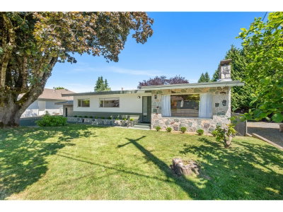 2120 WARE Street | Abbotsford British Columbia | Slide Image Three