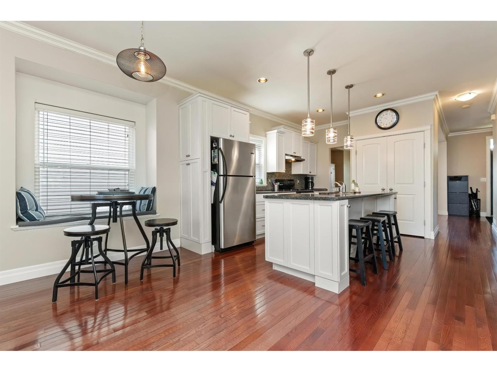 34609 7 AVENUE Image 11