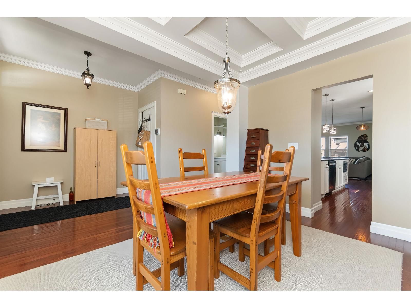 34609 7 AVENUE Image 8