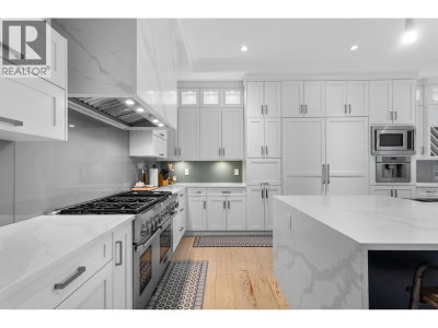 12583 261 Street | Maple Ridge British Columbia | Slide Image Twelve