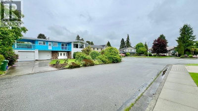 3071 SALTSPRING Court | Richmond British Columbia | Slide Image Thirty-three