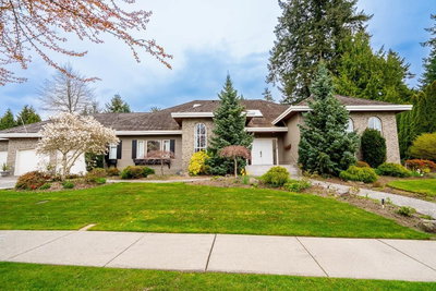 2318 CHANTRELL PARK Drive | Surrey British Columbia | Slide Image Thirty-nine