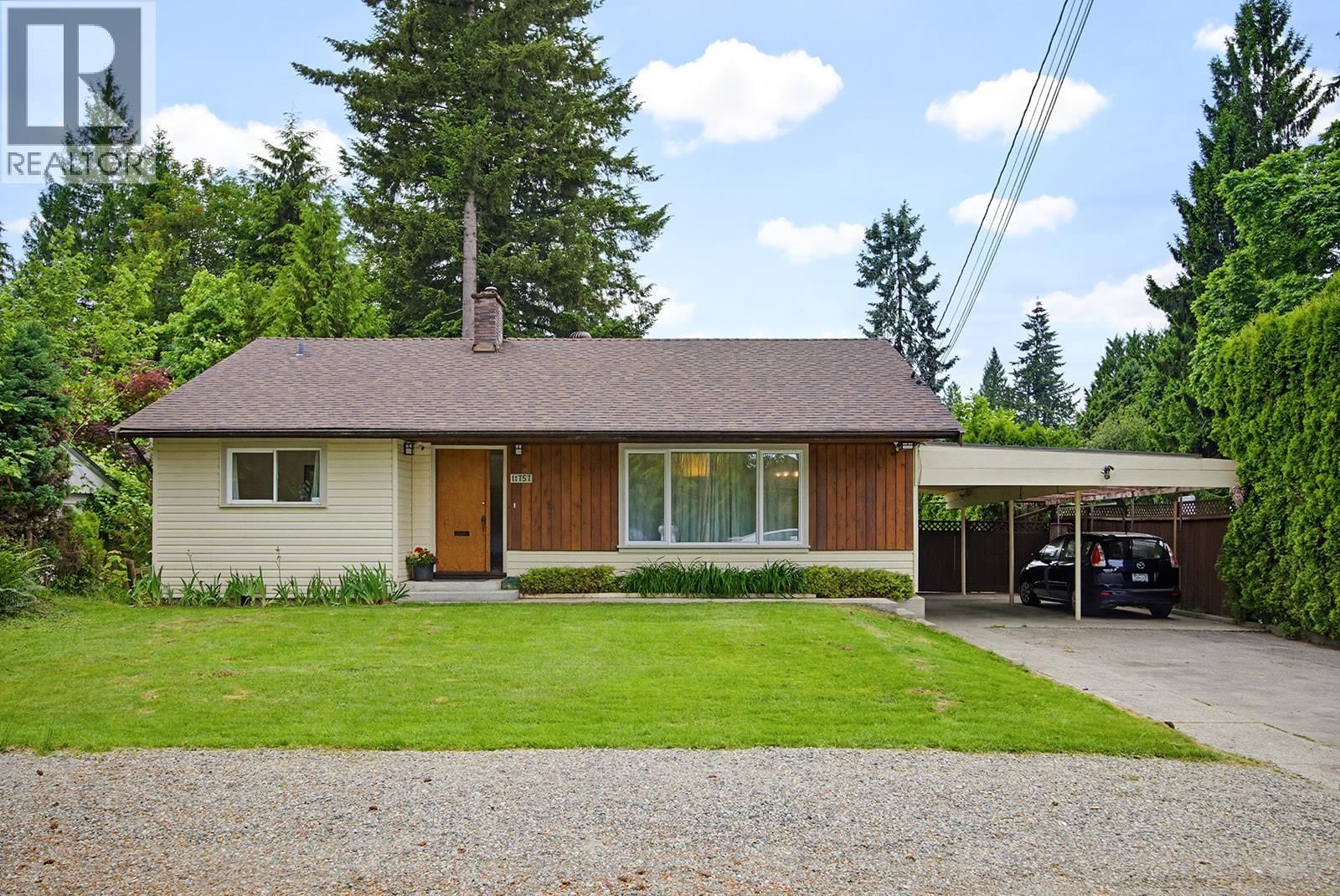 11757 CARR Street, Maple Ridge, British Columbia V2X 5N1