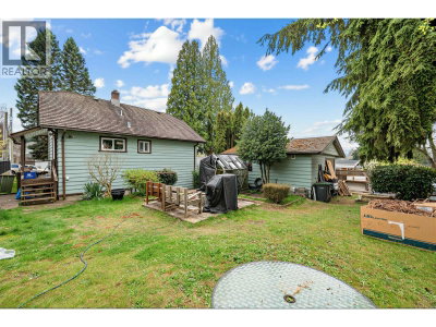 1333 SMITH Avenue | Coquitlam British Columbia | Slide Image Eleven