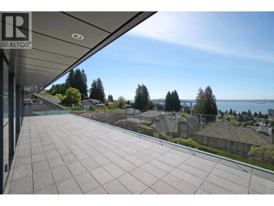 2370 PALMERSTON Avenue | West Vancouver British Columbia | Slide Image Twenty-six
