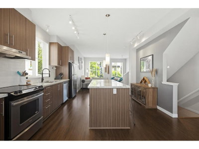 31032 WESTRIDGE Place | Abbotsford British Columbia | Slide Image Six