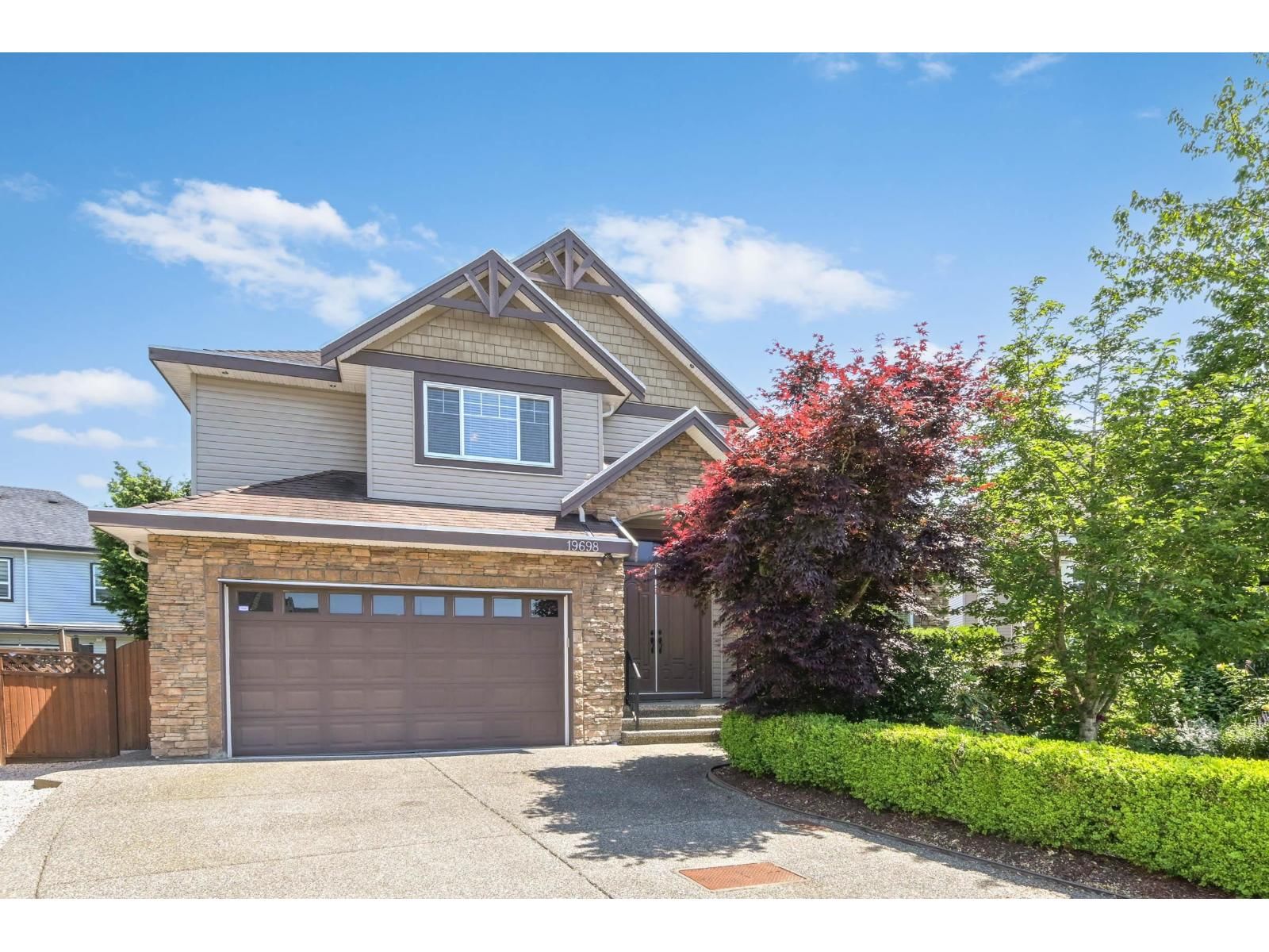 19698 71B Avenue, Langley, British Columbia V2Y 3A4