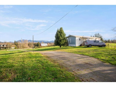 7141 SATCHELL Street | Abbotsford British Columbia | Slide Image Twenty