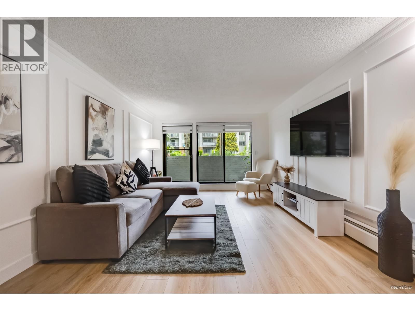 340 NINTH Street, New Westminster, British Columbia V3M 3V6