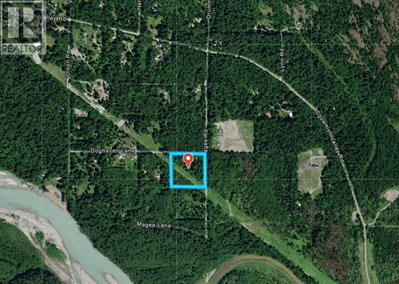 146 DOGHAVEN Lane | Squamish British Columbia | Slide Image Six