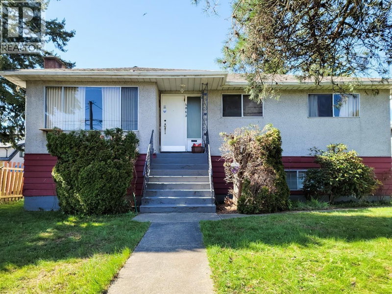 4863 RUPERT Street Vancouver British Columbia, V5R 2J6 - 8 Bedrooms Home For Sale