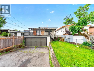 2532 24TH Avenue | Vancouver British Columbia | Slide Image Seven