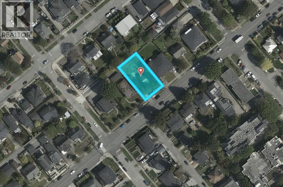 1315 SIXTH Avenue, New Westminster, British Columbia V3M 2C3