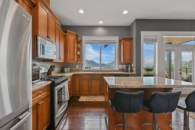 43540 ALAMEDA Drive | Chilliwack British Columbia | Slide Image Thirteen