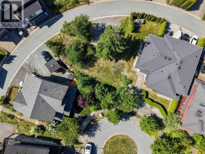 2943 STRANGWAY Place | Squamish British Columbia | Slide Image Two