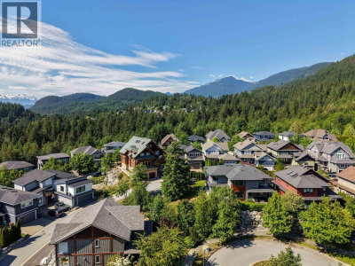 2943 STRANGWAY Place | Squamish British Columbia | Slide Image Eight