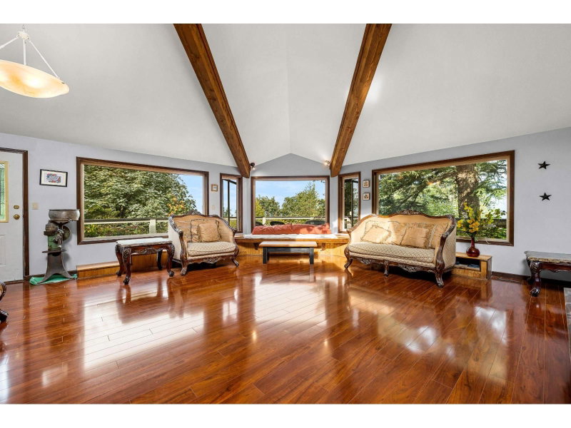 8379 CHELMSFORD Place Chilliwack British Columbia, V2R 3X2 - 5 Bedrooms Home For Sale