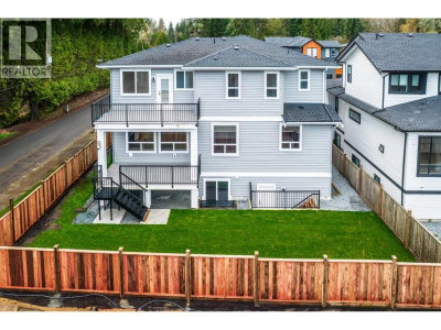 11002 243B Street | Maple Ridge British Columbia | Slide Image Three