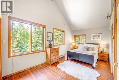 7231 FITZSIMMONS Road | Whistler British Columbia | Slide Image Eighteen