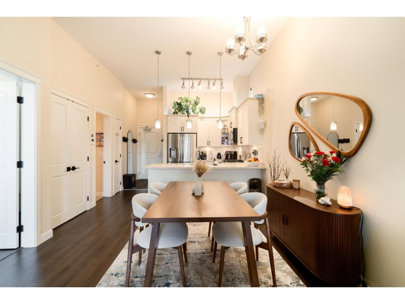 8538 203A Street Langley British Columbia, V2Y 3P9 - 1 Bedroom Condo For Sale