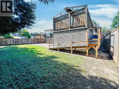 21066 GLENWOOD Avenue | Maple Ridge British Columbia | Slide Image Thirty-two