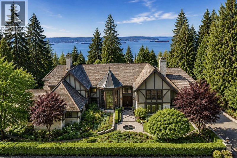 2980 PALMERSTON Avenue West Vancouver British Columbia, V7V 2X3 - 8 Bedrooms Home For Sale