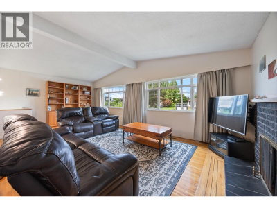 1530 SHERLOCK Avenue | Burnaby British Columbia | Slide Image Ten