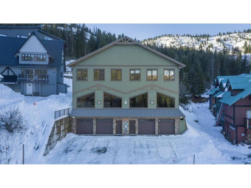 20942 SNOWFLAKE Crescent Mission British Columbia, V0M 1A1 - 5 Bedrooms Condo For Sale