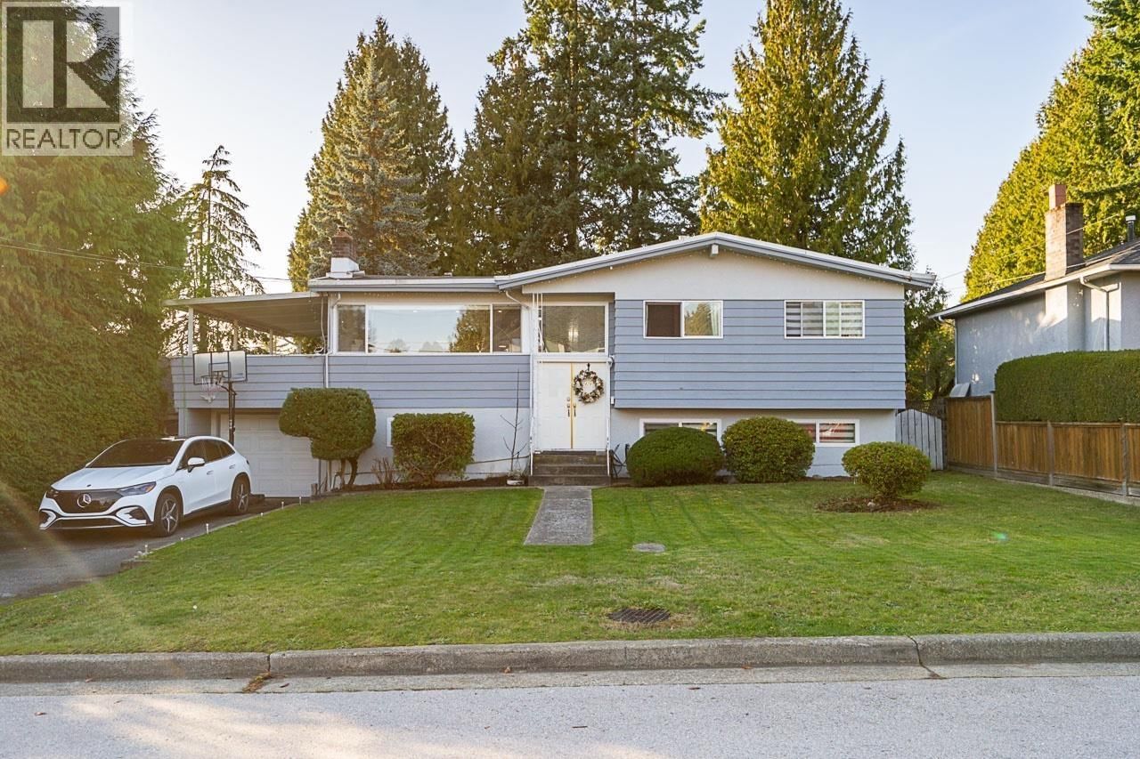 428 MIDVALE Street, Coquitlam, British Columbia V3K 5H5