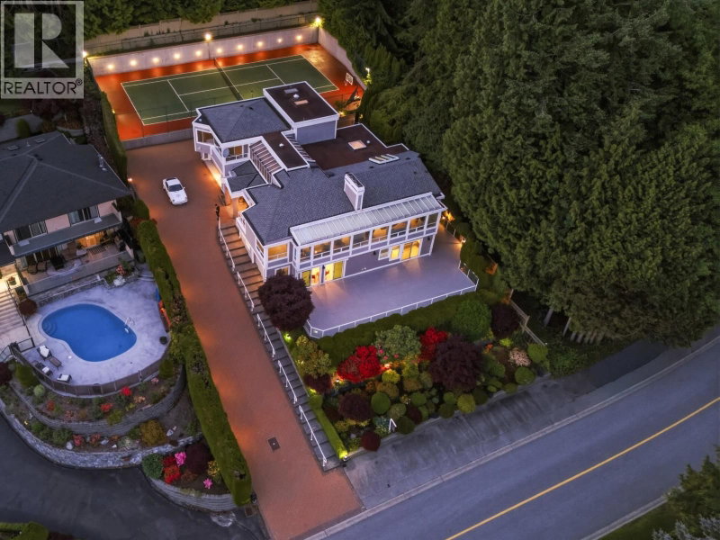 1574 CHARTWELL Drive West Vancouver British Columbia, V7S 2S1 - 5 Bedrooms Home For Sale