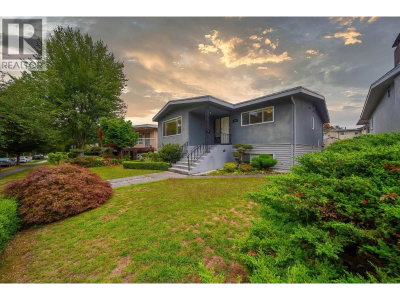 3063 ROSEMONT Drive | Vancouver British Columbia | Slide Image Twenty-six