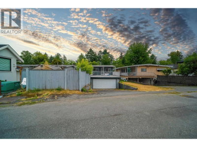3063 ROSEMONT Drive | Vancouver British Columbia | Slide Image Thirty-one