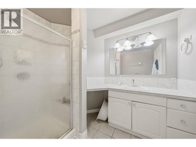 23800 KANAKA Way | Maple Ridge British Columbia | Slide Image Twelve