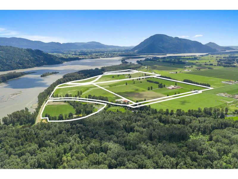 9974 TREMBLAY Road Mission British Columbia, V0M 1G0 - 4 Bedrooms Waterfront Home For sale