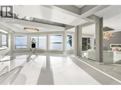 5530 PARTHENON Place | West Vancouver British Columbia | Slide Image Five