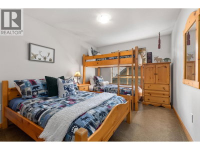 4737 SPEARHEAD Drive | Whistler British Columbia | Slide Image Seventeen