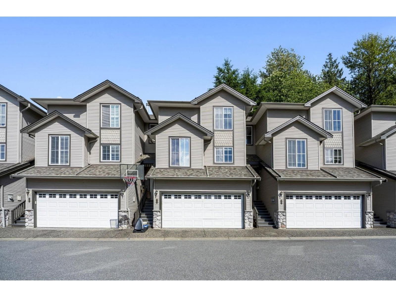 46360 VALLEYVIEW Road Chilliwack British Columbia, V2R 5L7 - 3 Bedrooms Condo For Sale