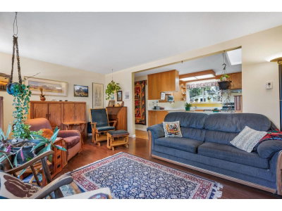 8952 WRIGHT Street | Langley British Columbia | Slide Image Eight